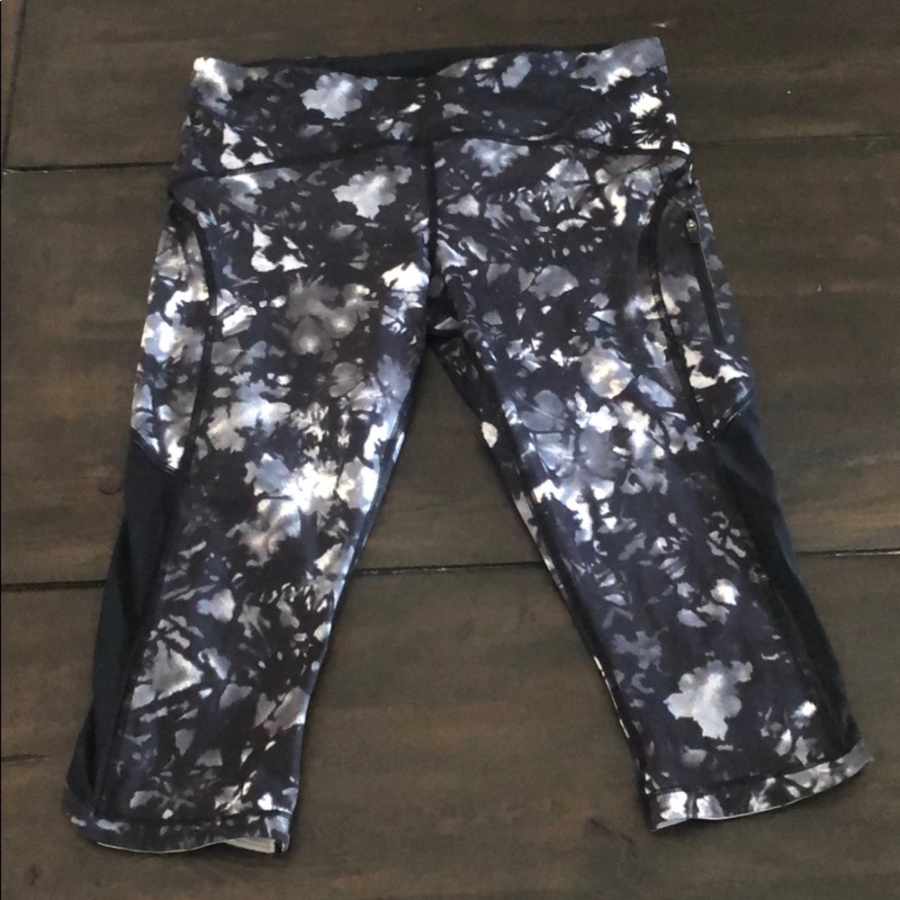 Lululemon cropped leggings